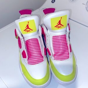 Air Jordan 4 Retro GS 'Lemon Venom'
